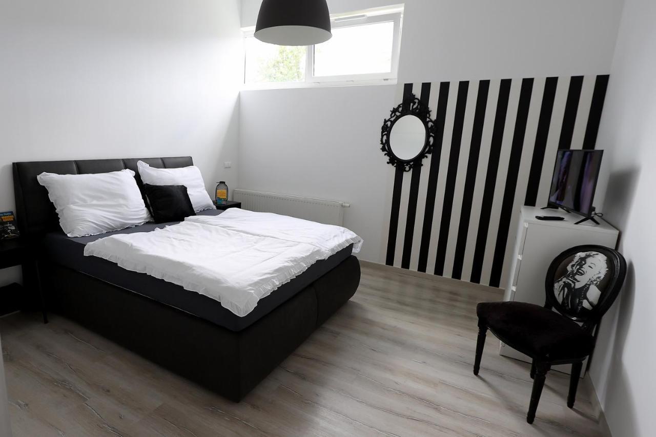 Exklusive Fw Mit 3 Sz Und Grosser Terrasse กราทคอร์น ภายนอก รูปภาพ